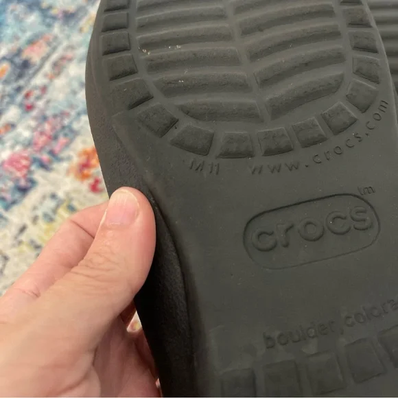 Crocs Athens Flip Flops Yellow Black Mens 11 Unisex Sandal Comfort - Picture 6 of 6